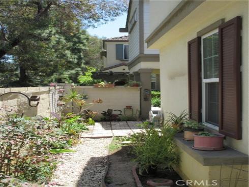 65 Figtree , Irvine, CA