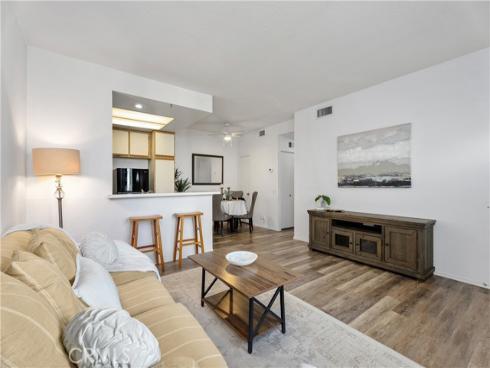 177 Huntington , Irvine, CA