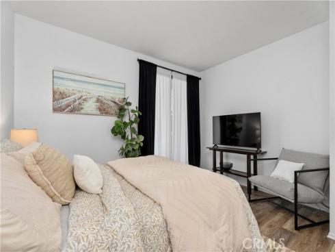 177 Huntington , Irvine, CA