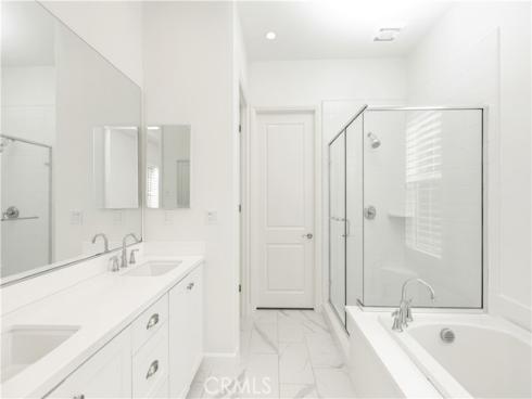 80 Meander , Irvine, CA