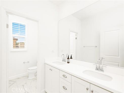 80 Meander , Irvine, CA