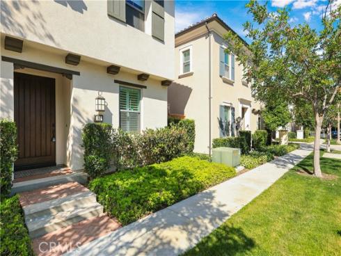 80 Meander , Irvine, CA