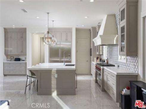 119  Lanzon  , Irvine, CA