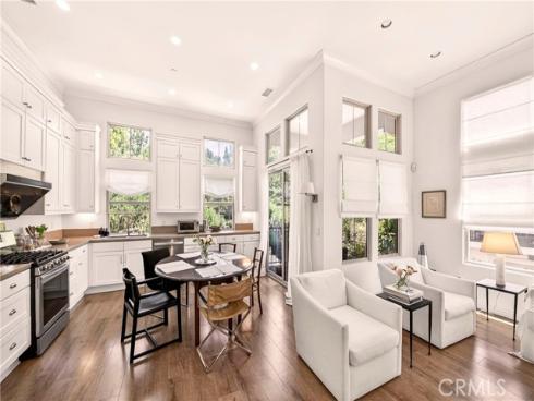 240 Mayfair , Irvine, CA