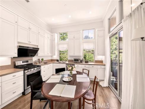 240 Mayfair , Irvine, CA