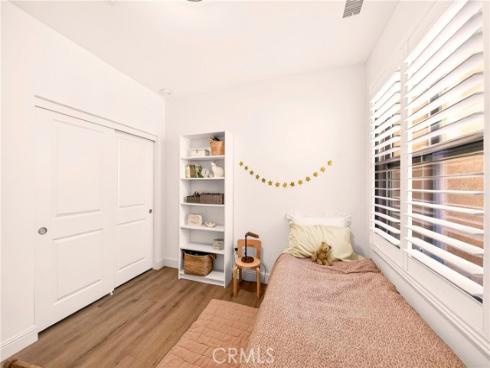 240 Mayfair , Irvine, CA