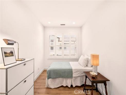 240 Mayfair , Irvine, CA