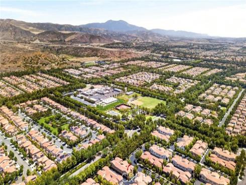240 Mayfair , Irvine, CA