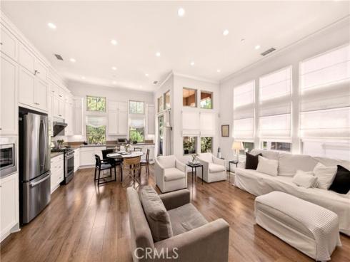 240 Mayfair , Irvine, CA
