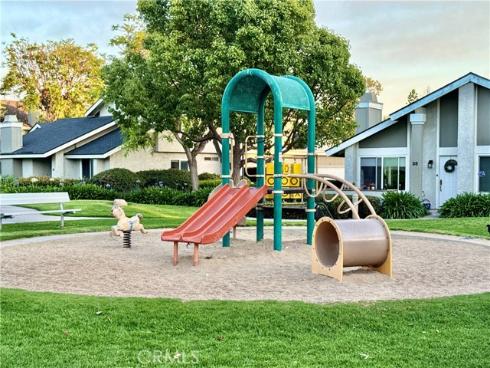 13 Sunflower , Irvine, CA