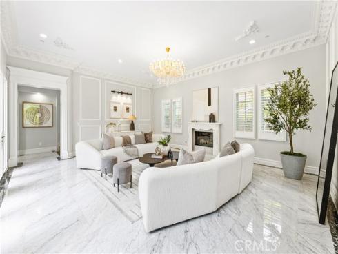 22 Crest Terrace , Irvine, CA