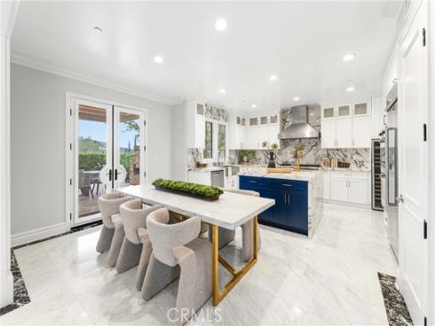 22 Crest Terrace , Irvine, CA