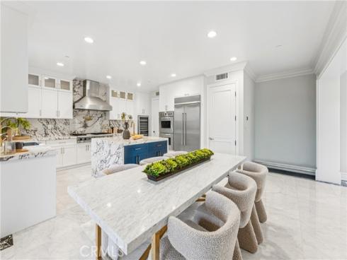 22 Crest Terrace , Irvine, CA