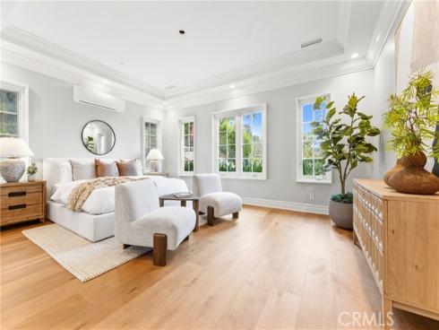22 Crest Terrace , Irvine, CA