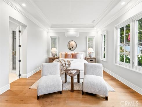 22 Crest Terrace , Irvine, CA