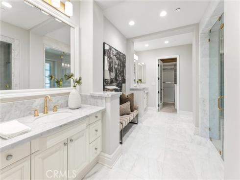 22 Crest Terrace , Irvine, CA