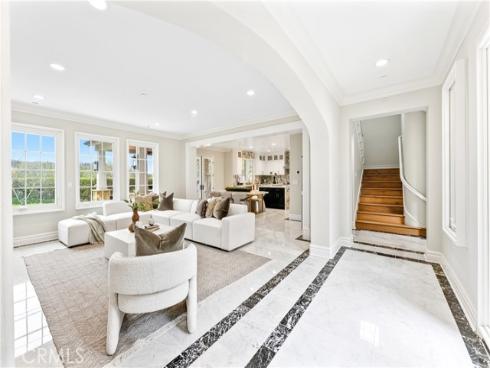 22 Crest Terrace , Irvine, CA