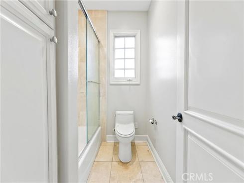 22 Crest Terrace , Irvine, CA
