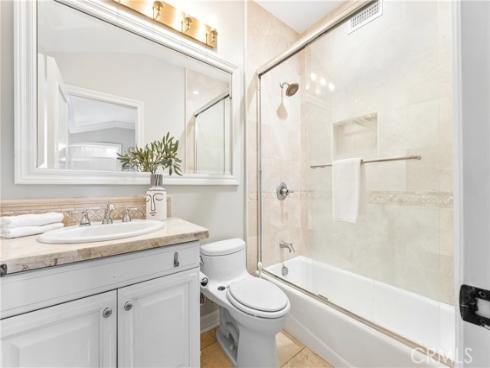 22 Crest Terrace , Irvine, CA