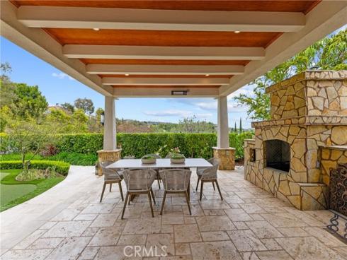 22 Crest Terrace , Irvine, CA