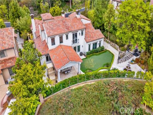 22 Crest Terrace , Irvine, CA