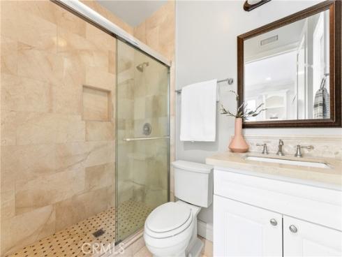 22 Crest Terrace , Irvine, CA