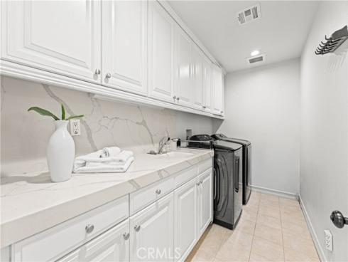 28 Blue Summit , Irvine, CA