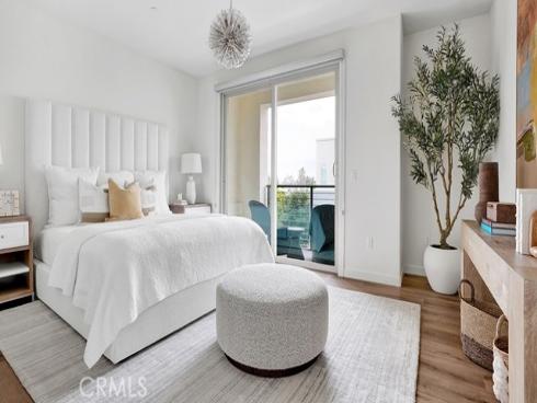 252 Harringay , Irvine, CA