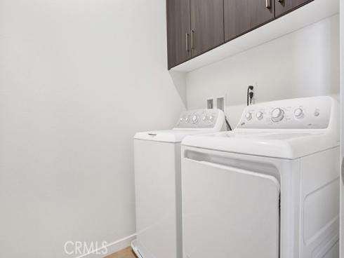252  Harringay  , Irvine, CA