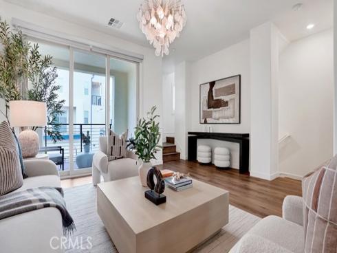 252 Harringay , Irvine, CA