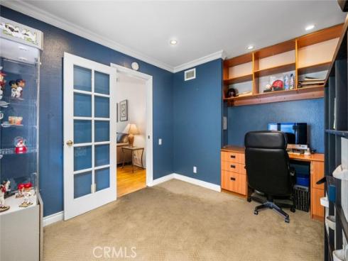 9 Badger Pass , Irvine, CA