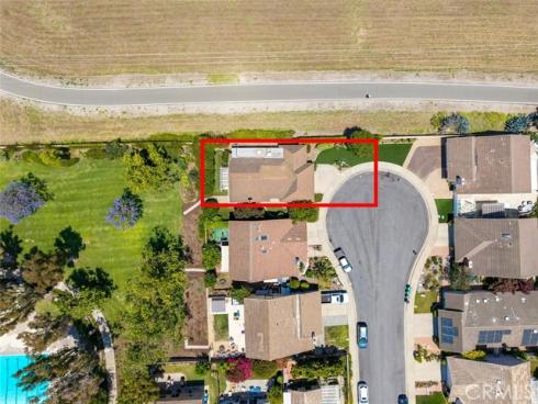 9 Badger Pass , Irvine, CA