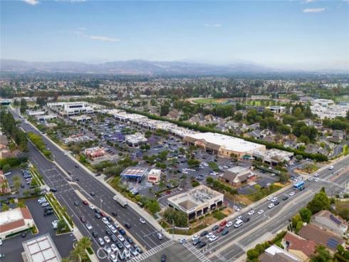 9 Badger Pass , Irvine, CA