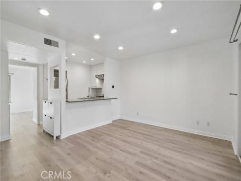 288 Tangelo , Irvine, CA