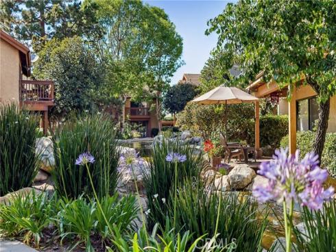 288 Tangelo , Irvine, CA