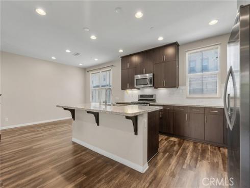 61 Origin , Irvine, CA