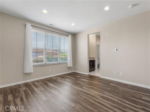 61 Origin , Irvine, CA