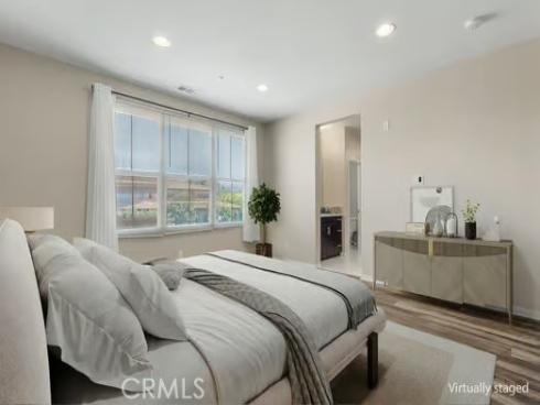 61 Origin , Irvine, CA