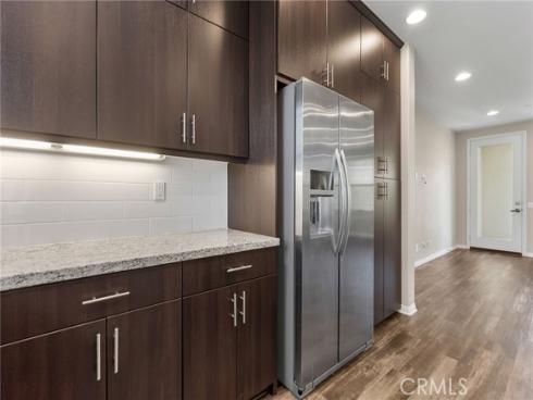 61 Origin , Irvine, CA