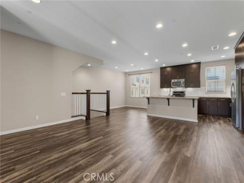 61 Origin , Irvine, CA