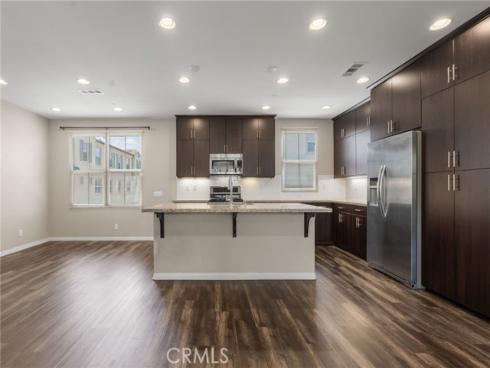 61 Origin , Irvine, CA
