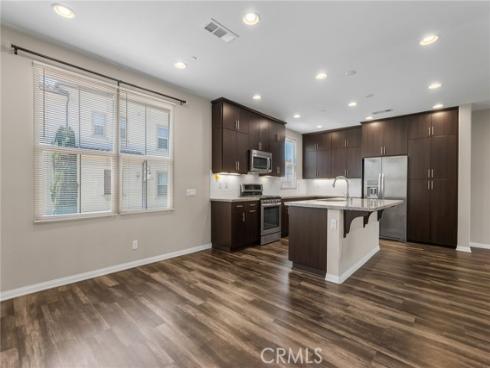 61 Origin , Irvine, CA