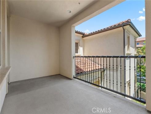 61 Origin , Irvine, CA