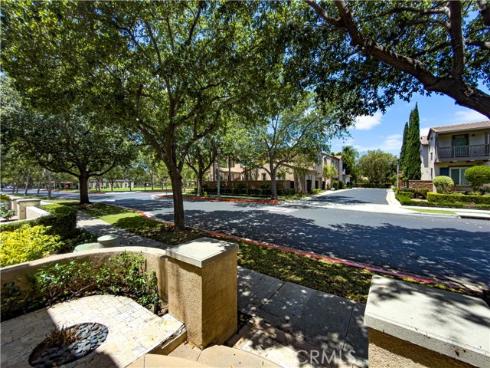 80 Wonderland , Irvine, CA