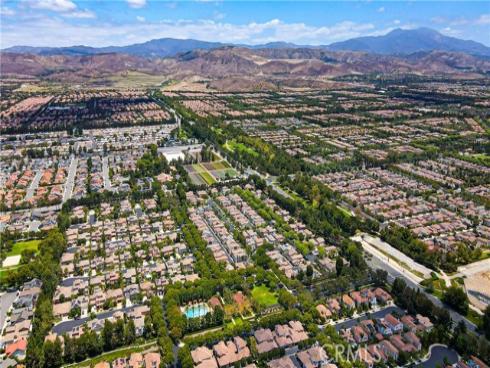 80 Wonderland , Irvine, CA