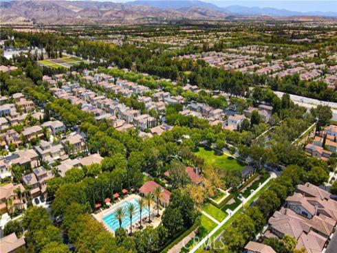 80 Wonderland , Irvine, CA