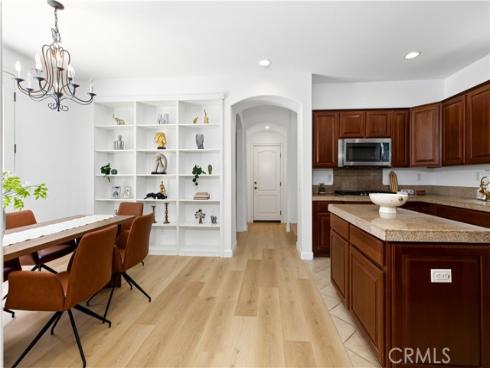 80 Wonderland , Irvine, CA