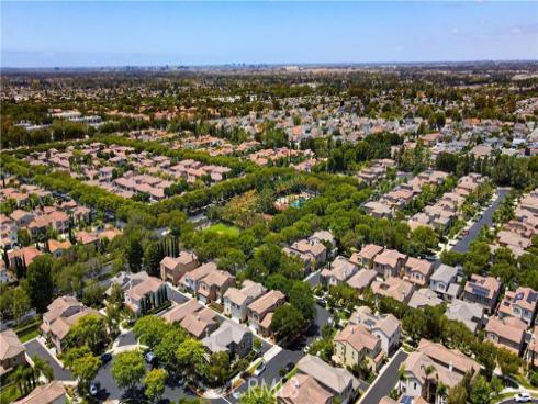 80 Wonderland , Irvine, CA