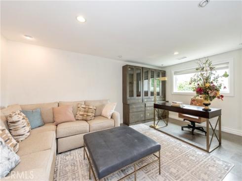 111 hillcrest Drive, Irvine, CA