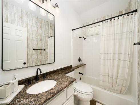 20 Wintermist 86 , Irvine, CA